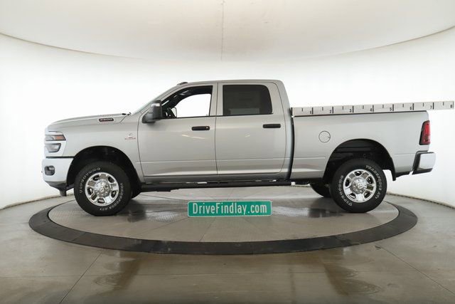 New 2026 RAM 2500 Tradesman AWD/4WD image 9