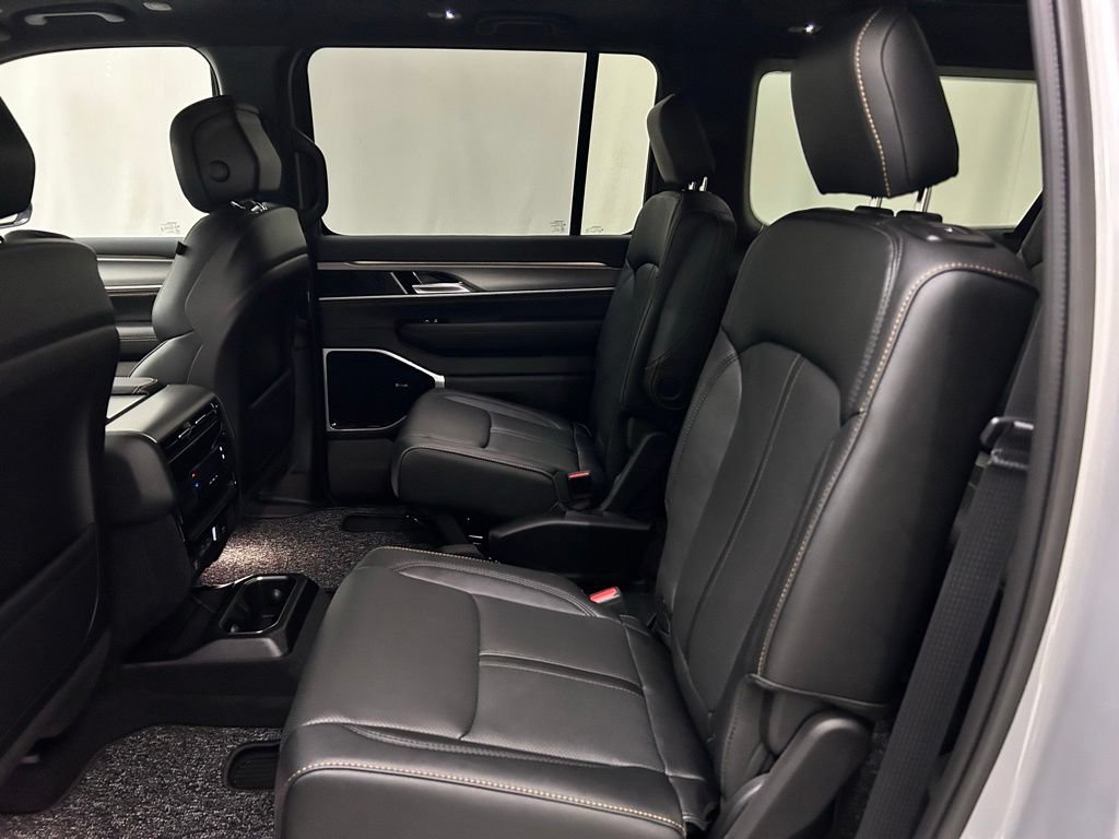 New 2026 Jeep Grand Wagoneer L 4WD image 14