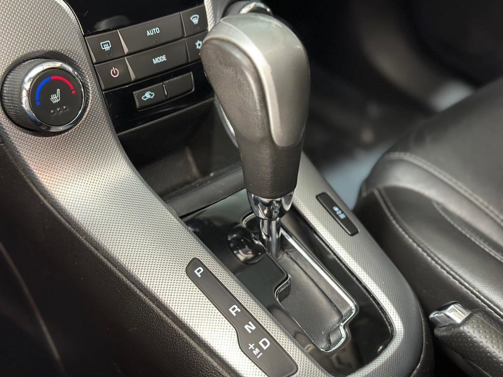 Used 2015 Chevrolet Cruze LTZ FWD image 21