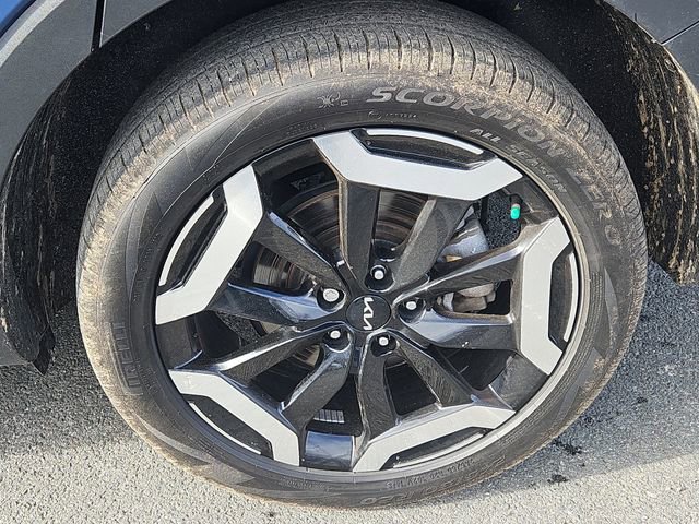 Certified 2023 Kia Telluride S w/ S Sunroof Package image 8