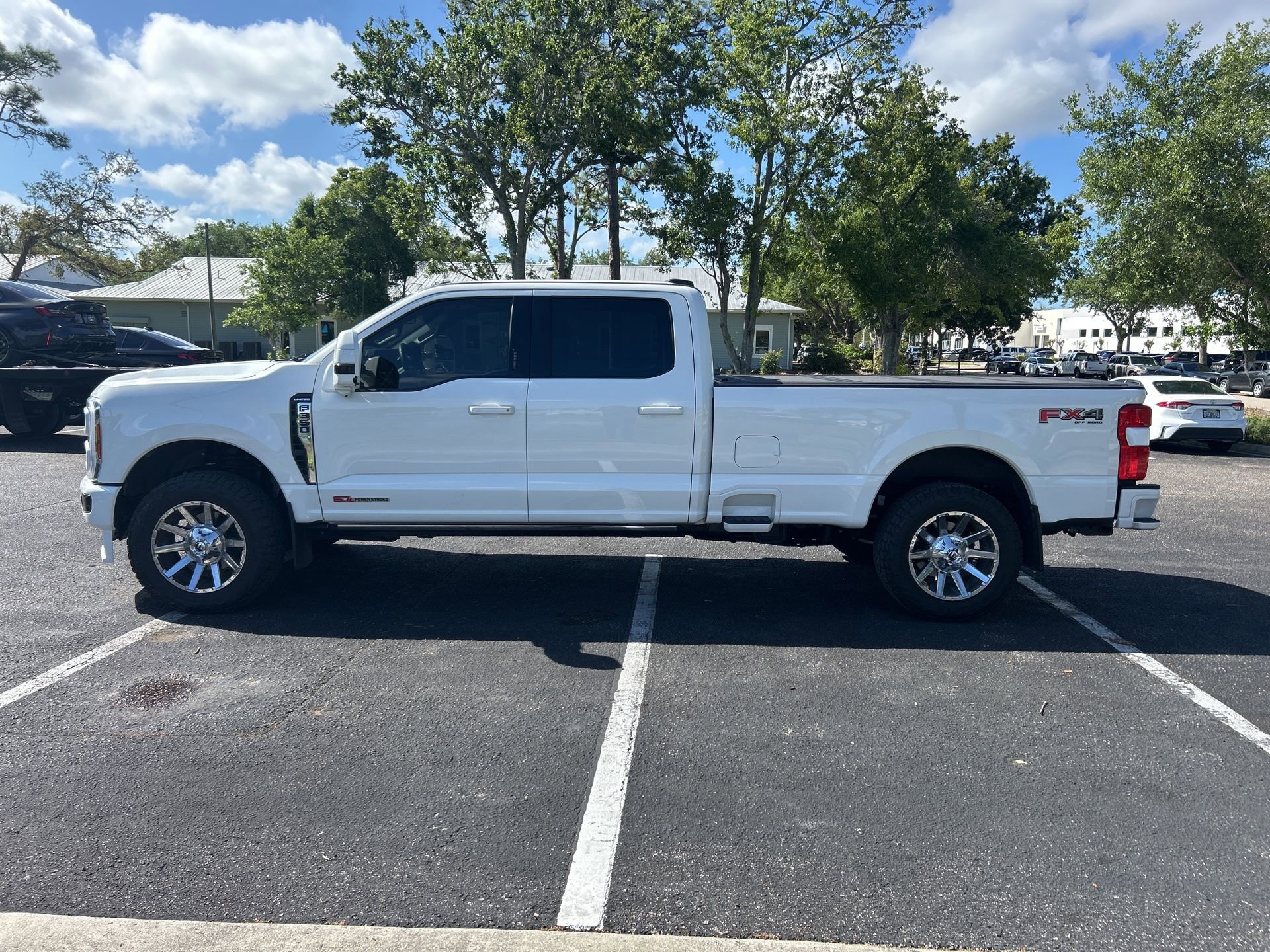 Used 2024 Ford F350 Limited w/ FX4 Off-Road Package image 4