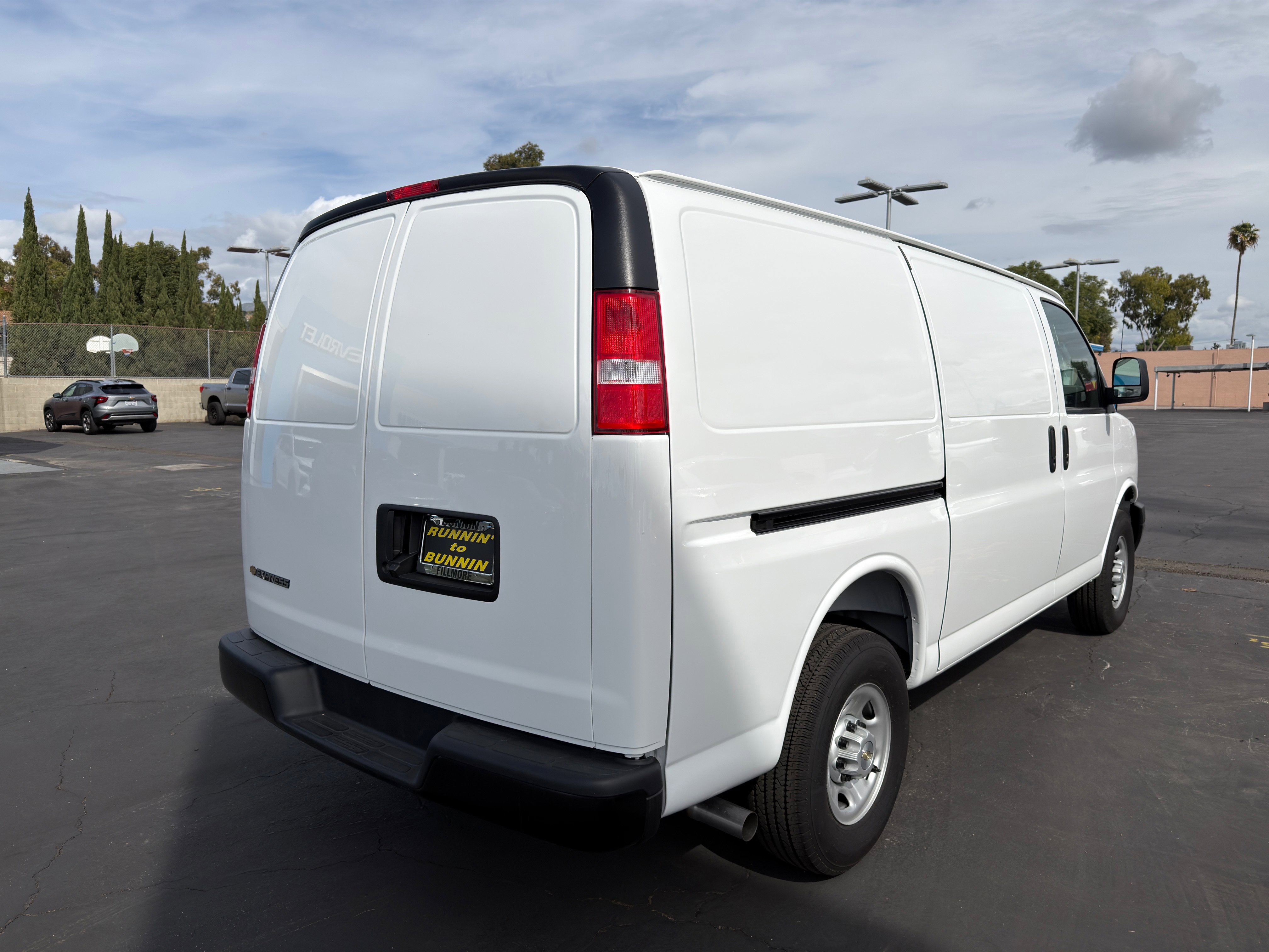 New 2025 Chevrolet Express 2500 w/ Driver Convenience Package image 8