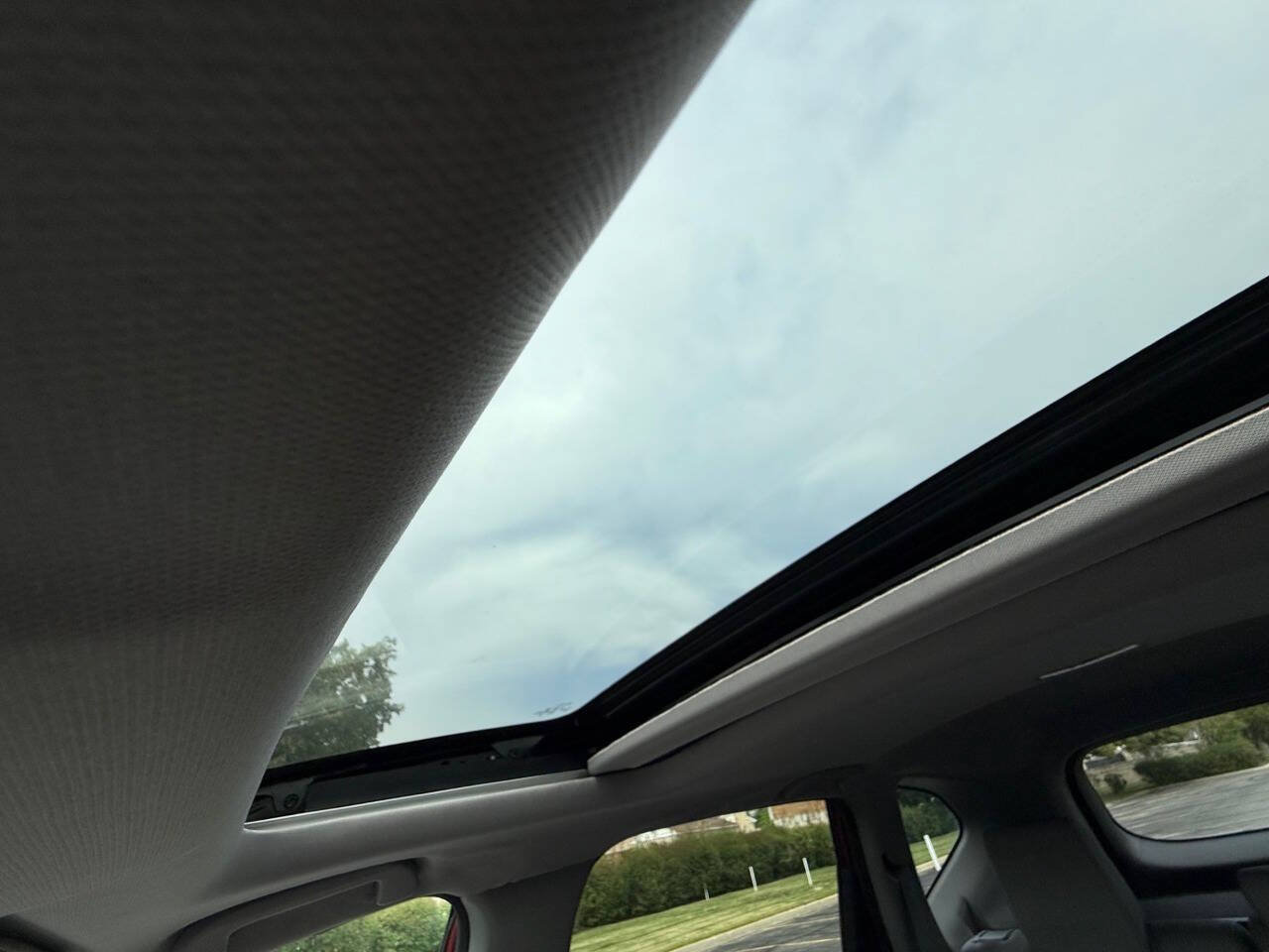 Used 2022 Honda CR-V Touring image 14