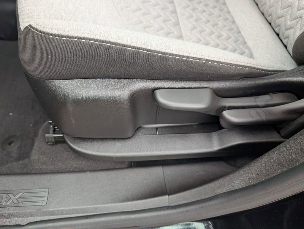 Used 2024 Chevrolet Equinox LS image 20