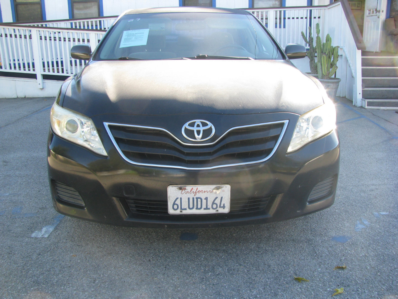 Used 2011 Toyota Camry LE w/ LE Extra-Value Pkg image 3