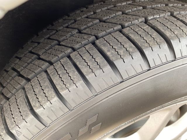Used 2024 Chrysler Pacifica Touring-L FWD image 22