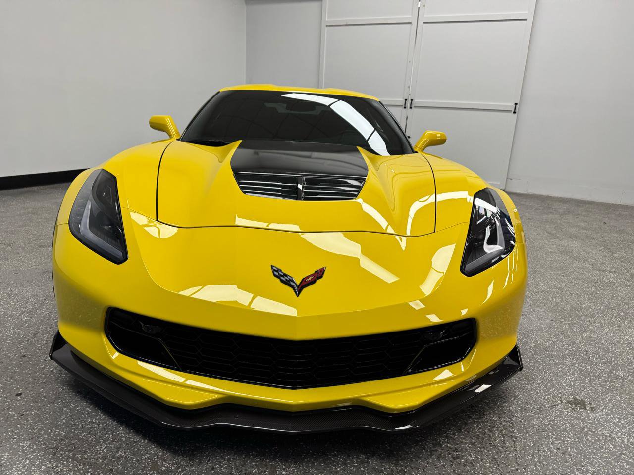 Used 2016 Chevrolet Corvette Z06 w/ 3LZ Preferred Equipment Group image 32