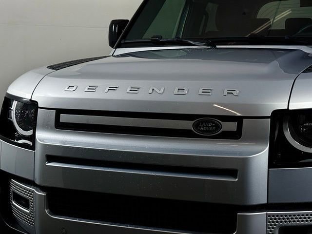 Certified 2023 Land Rover Defender 90 S image 11