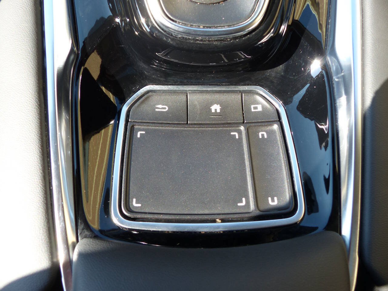 Used 2024 Acura RDX w/ Technology Package AWD/4WD image 38