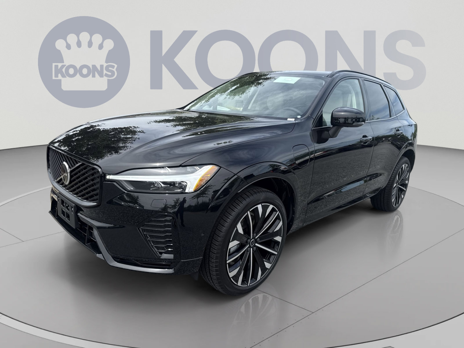 New 2026 Volvo XC60 T8 Ultra w/ Protection Package Premier AWD/4WD image 1