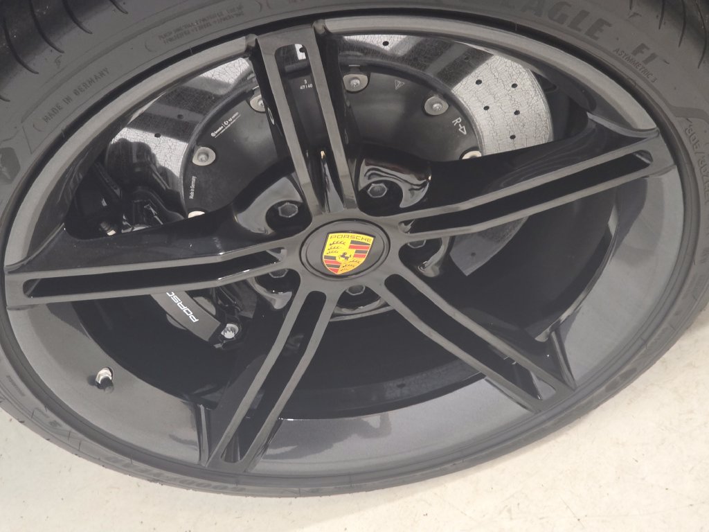 Certified 2024 Porsche Taycan Turbo S AWD/4WD image 12