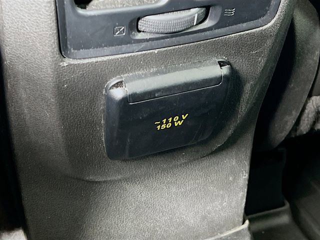 Used 2015 Ford Escape Titanium image 32