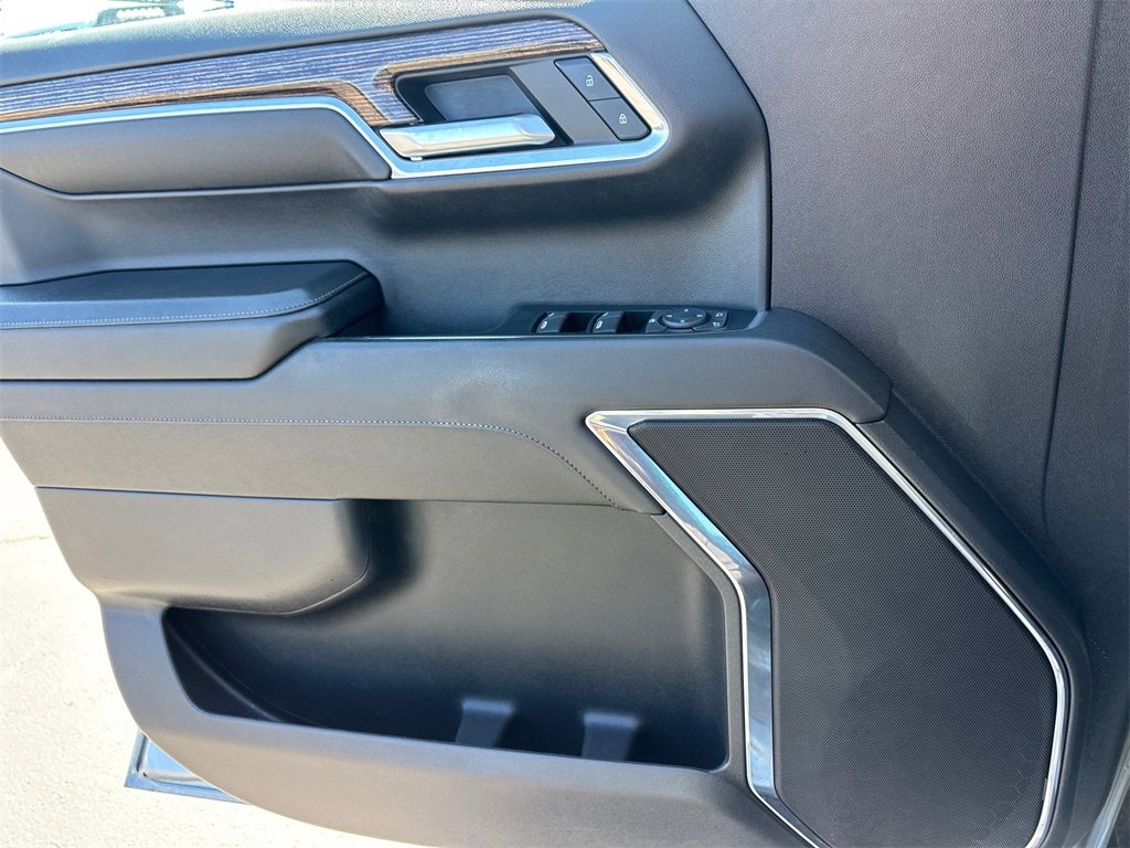 Used 2023 GMC Sierra 1500 Elevation image 21