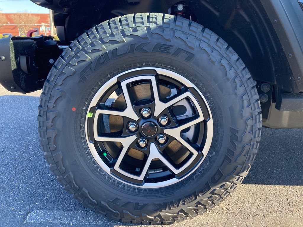 New 2026 Jeep Gladiator Rubicon w/ Safety Group AWD/4WD image 22