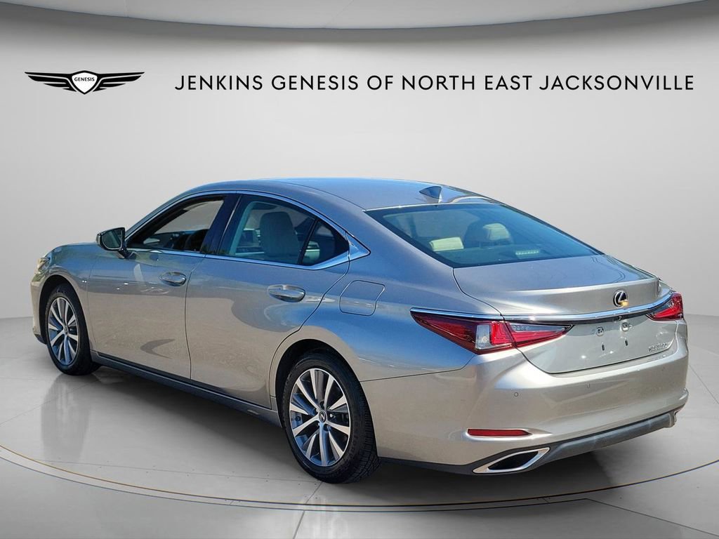 Used 2021 Lexus ES 350 w/ Premium Package image 4