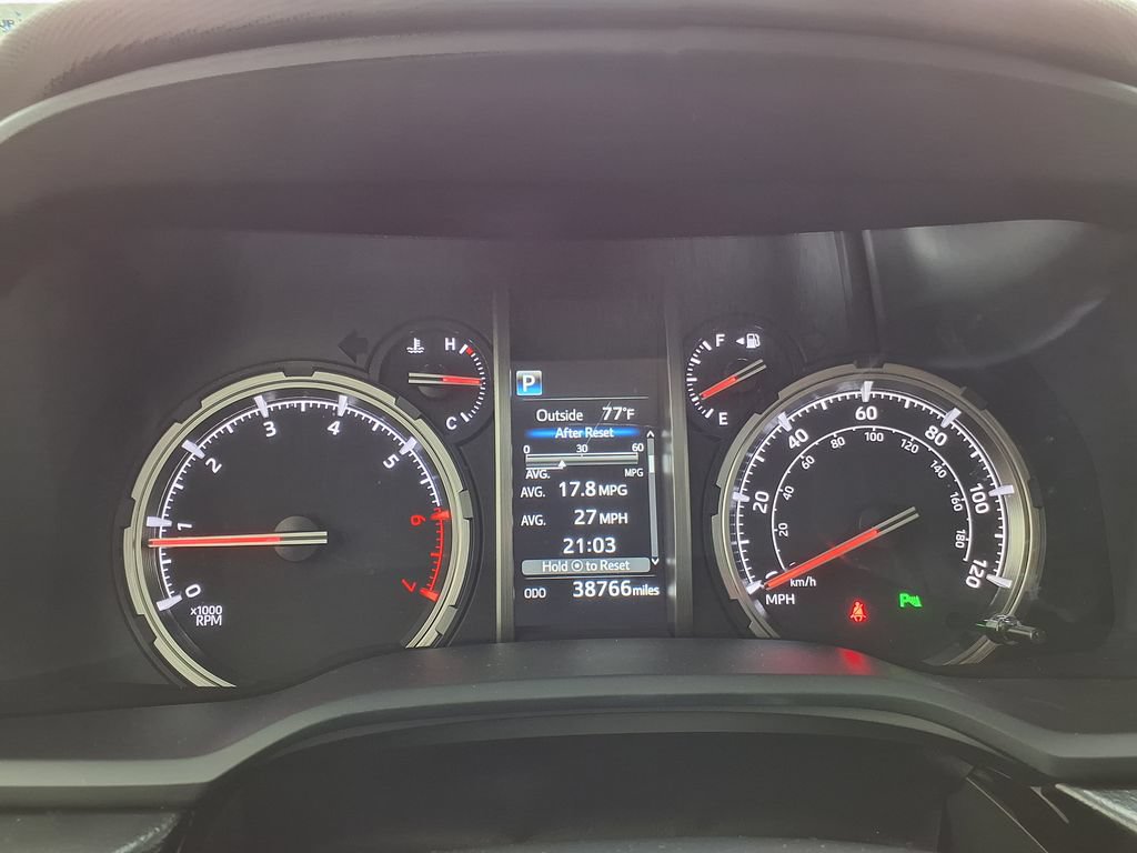 Used 2024 Toyota 4Runner Limited AWD/4WD image 38