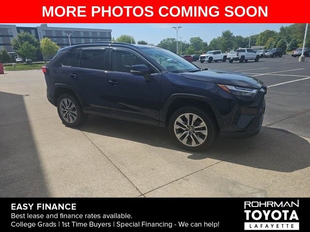 Used 2023 Toyota RAV4 XLE Premium FWD image 3
