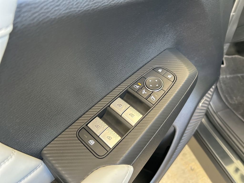 New 2025 Mitsubishi Outlander SEL image 40