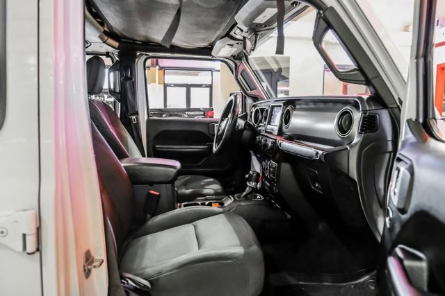 Used 2020 Jeep Gladiator Sport w/ Quick Order Package 24S AWD/4WD image 39