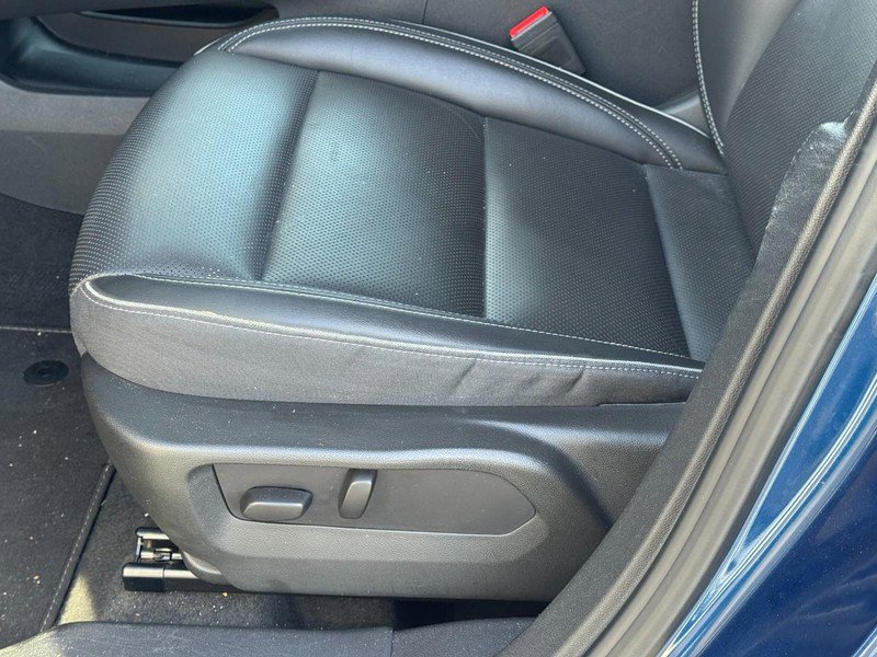 Used 2023 Buick Envision Essence image 23