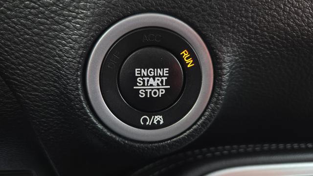 Used 2019 Dodge Challenger SXT RWD image 22