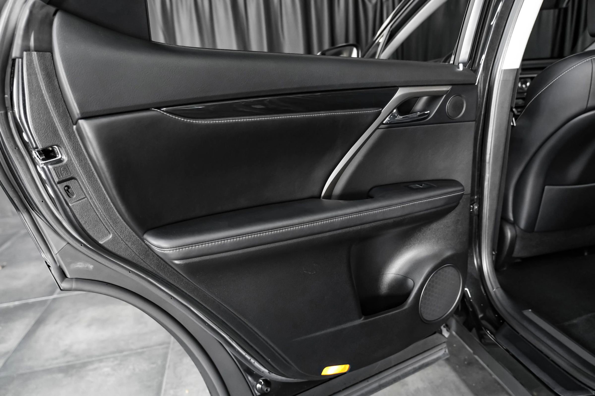 Used 2017 Lexus RX 350 FWD w/ Accessory Package image 40