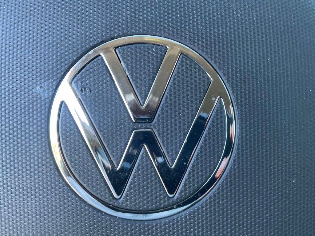 Used 2025 Volkswagen Atlas SE AWD/4WD image 29