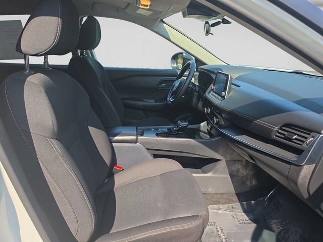 Used 2024 Nissan Rogue S FWD image 16