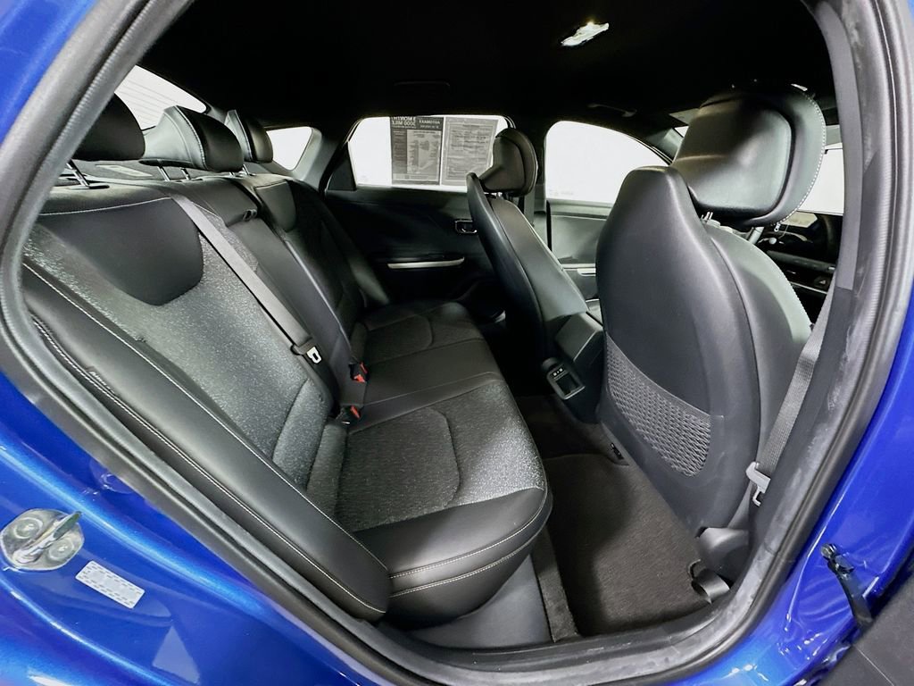 Used 2025 Kia K4 GT-Line image 9