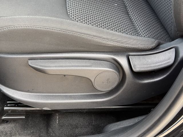 Used 2024 Kia Sportage LX image 23