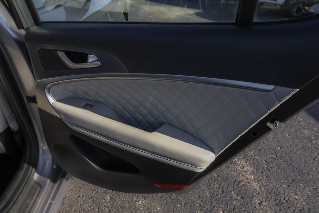 Used 2025 Genesis G70 3.3T Advanced w/ Sport Prestige Package image 36