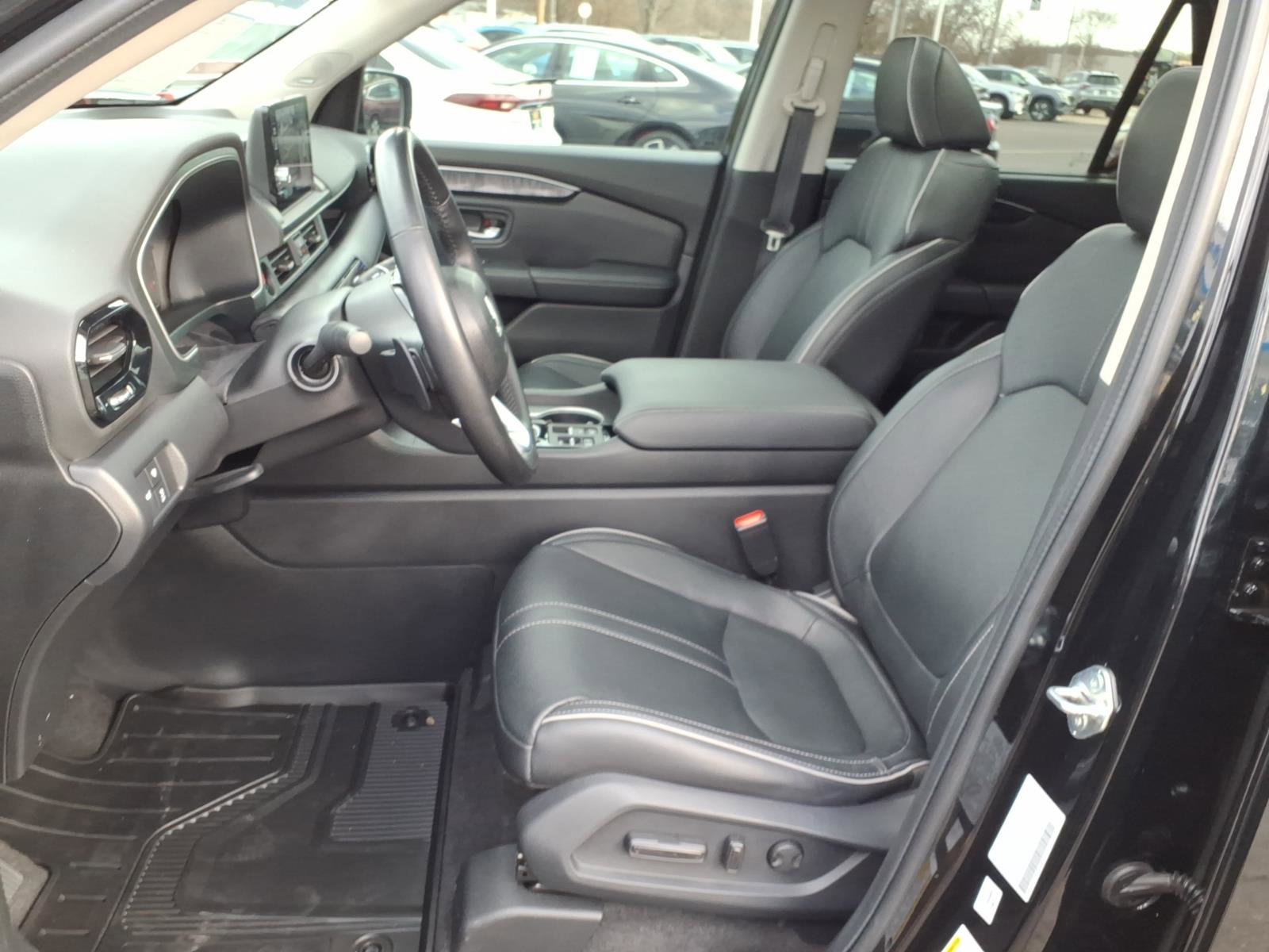 Certified 2024 Honda Pilot Elite image 4