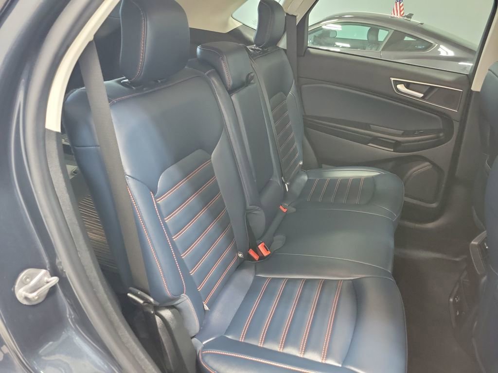 Used 2022 Ford Edge SEL w/ Sport Appearance Package image 24