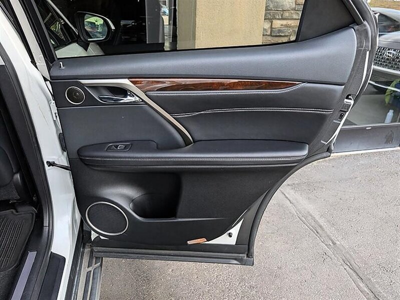 Used 2018 Lexus RX 450h AWD w/ Premium Package image 28
