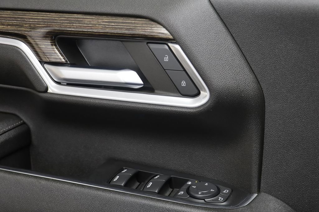Used 2024 GMC Sierra 2500 SLE AWD/4WD image 8