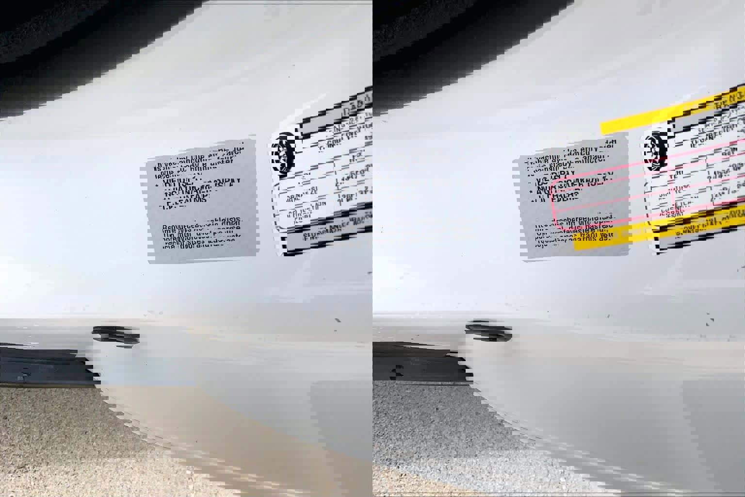 Used 2015 Dodge Challenger R/T Plus RWD image 33