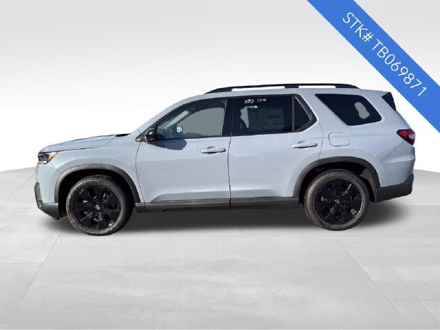 New 2026 Honda Pilot Black Edition image 4