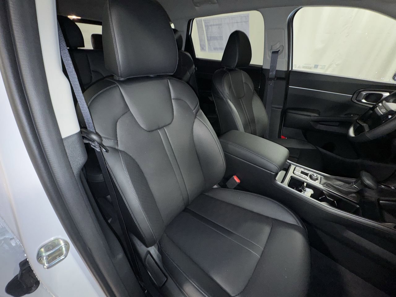 New 2026 Kia Sorento S image 30