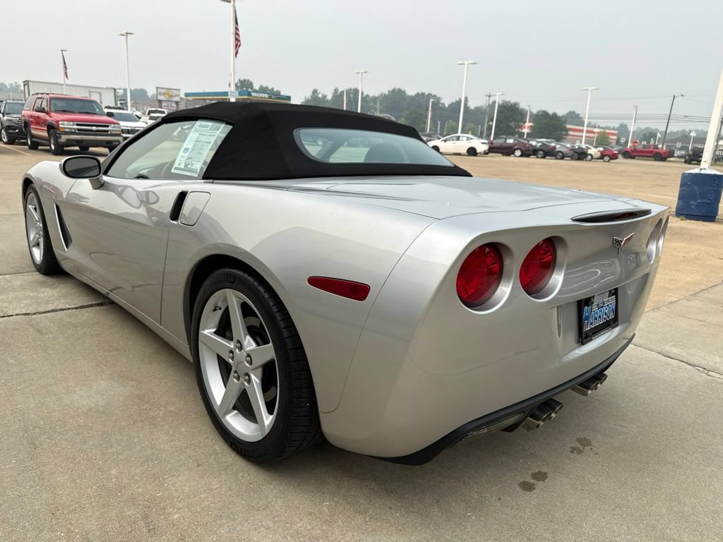 Used 2005 Chevrolet Corvette Convertible w/ Preferred Equipment Group RWD image 6