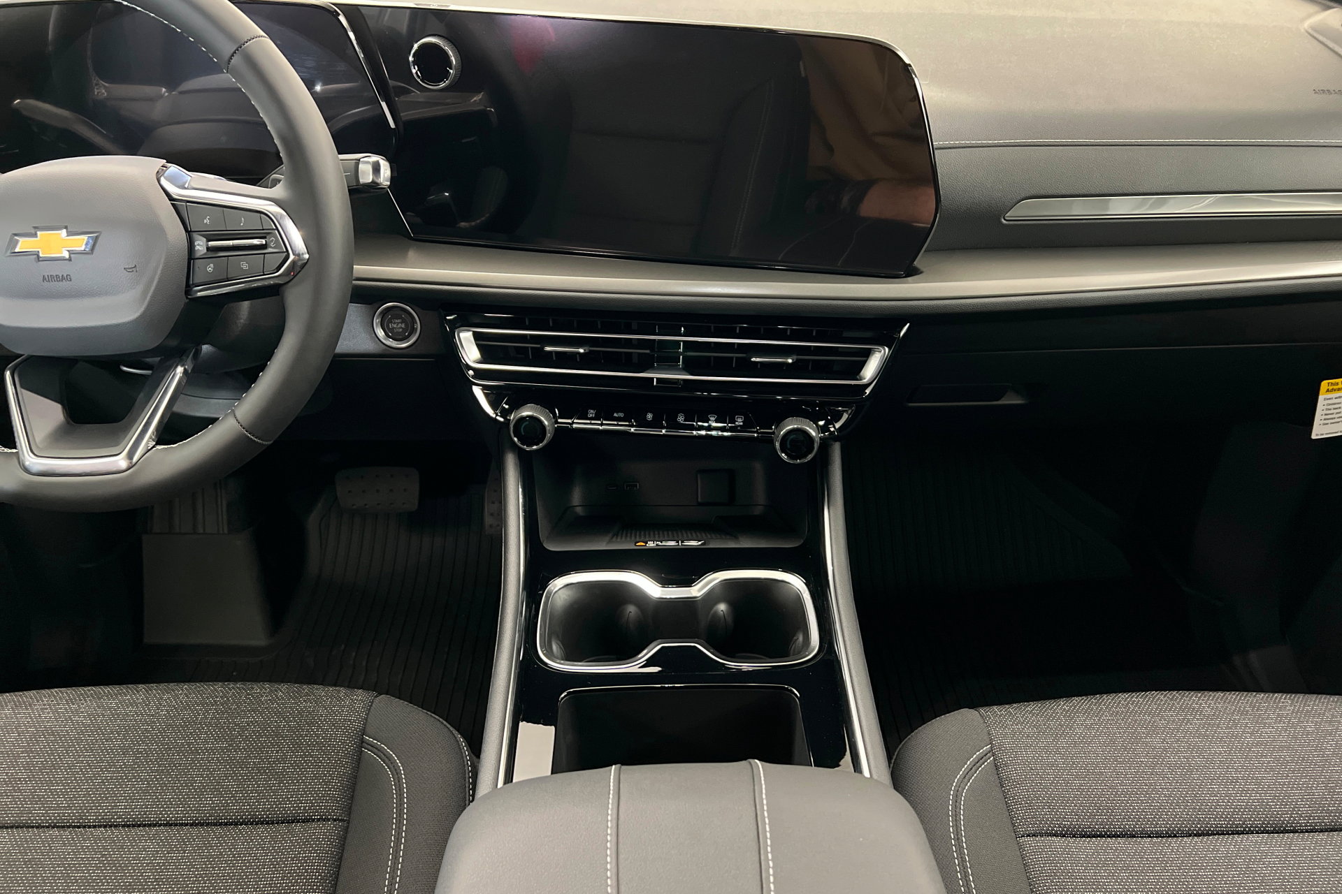 New 2026 Chevrolet Traverse LT image 14