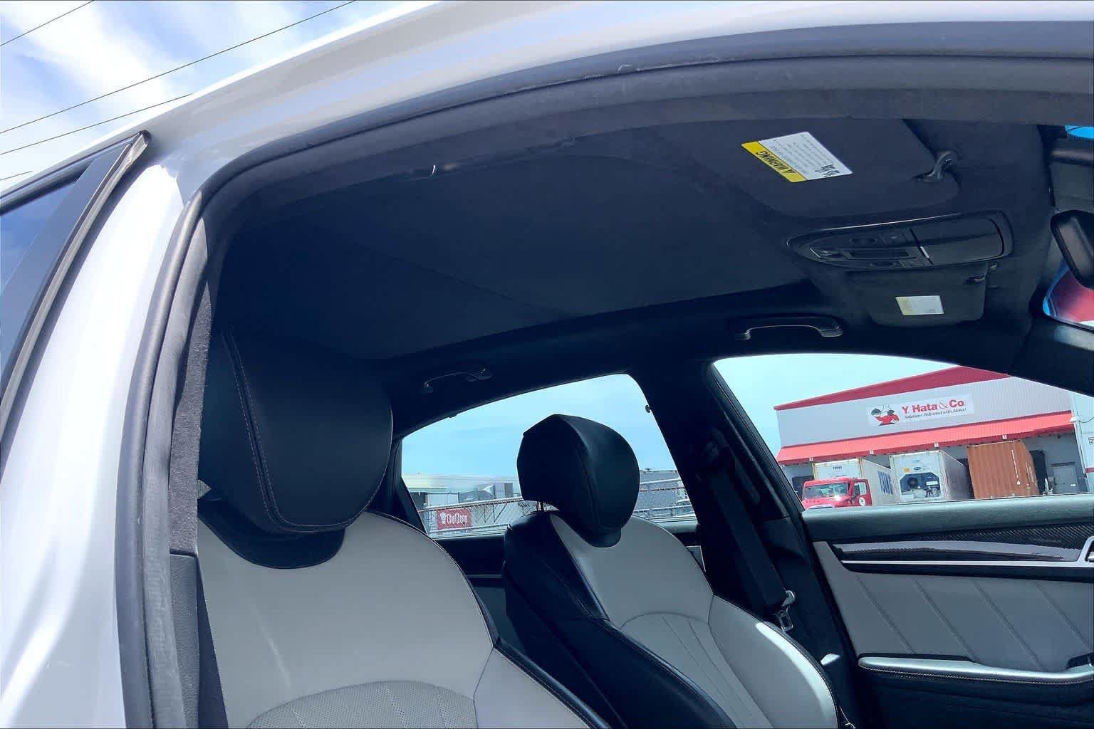 Used 2018 Genesis G80 3.3T Sport RWD image 30