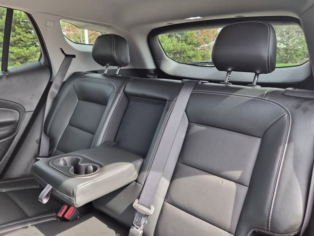 Used 2023 GMC Terrain SLT w/ LPO, Floor Liner Package FWD image 36