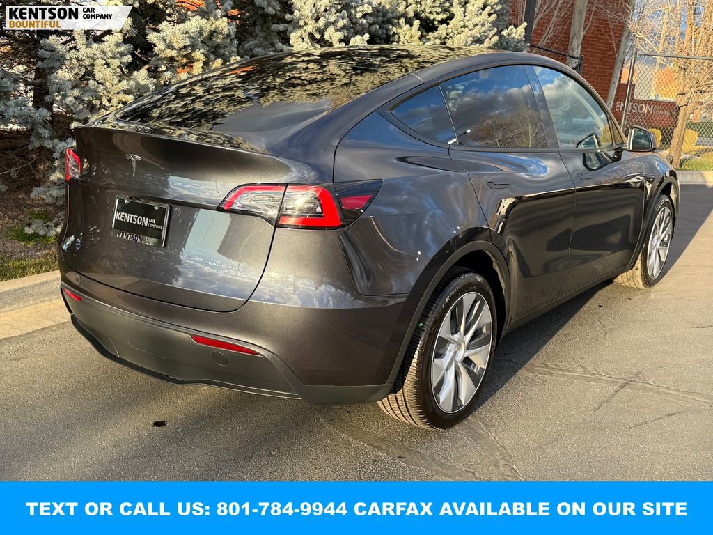 Used 2024 Tesla Model Y Long Range image 8