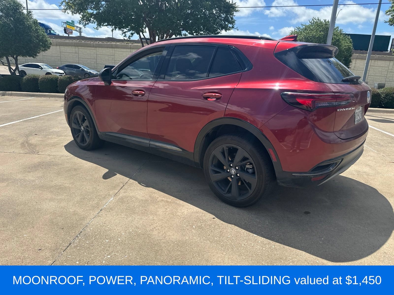 Used 2023 Buick Envision Essence w/ Sport Touring Package FWD image 4