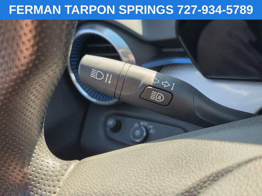 Certified 2024 Chevrolet Trax LT image 35