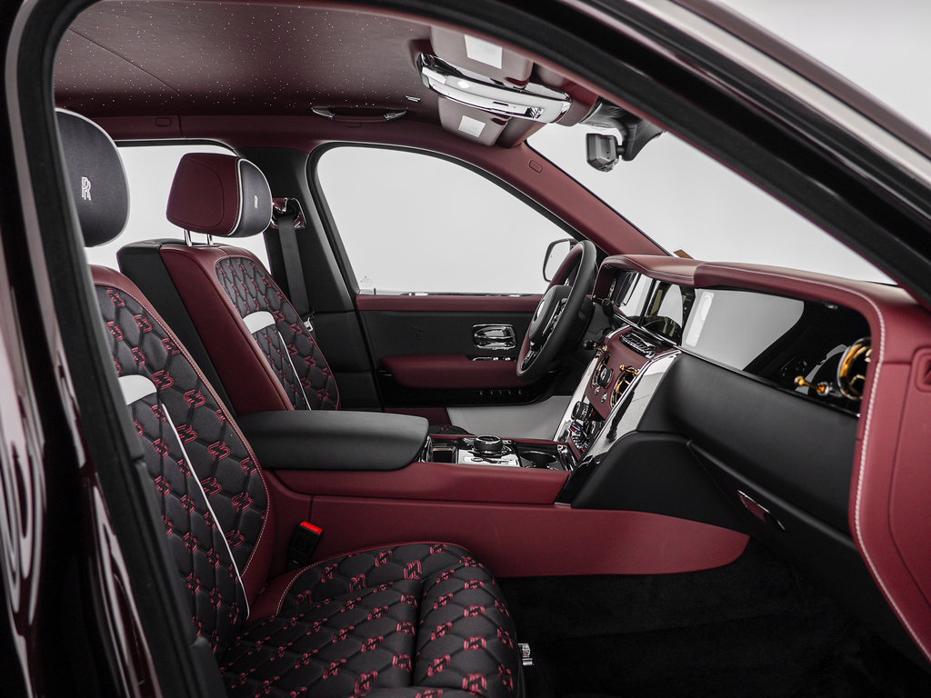 New 2026 Rolls-Royce Cullinan AWD/4WD image 30