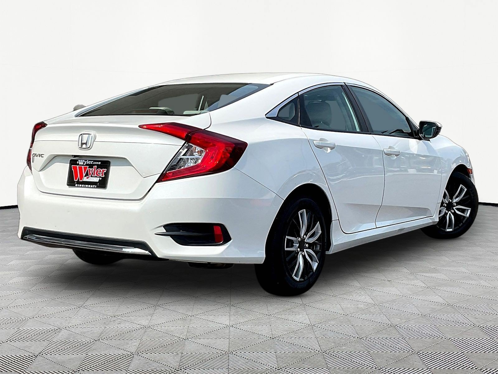 Used 2020 Honda Civic LX image 5