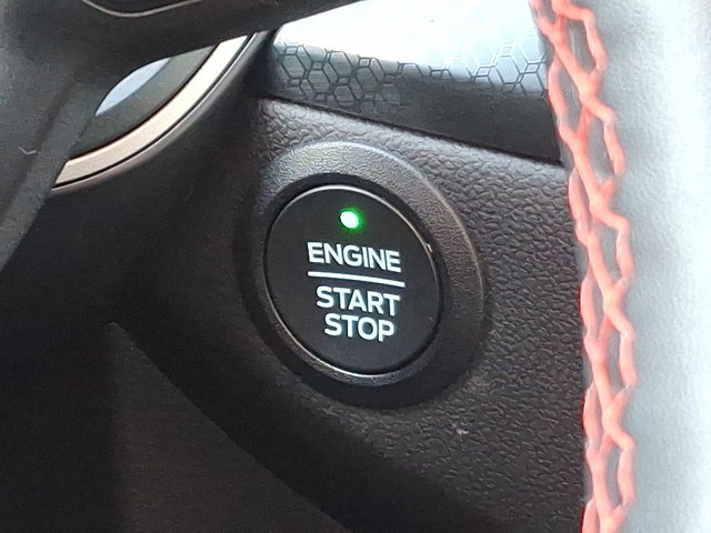 Used 2022 Ford Escape SEL w/ SEL Stealth AWD Package image 24