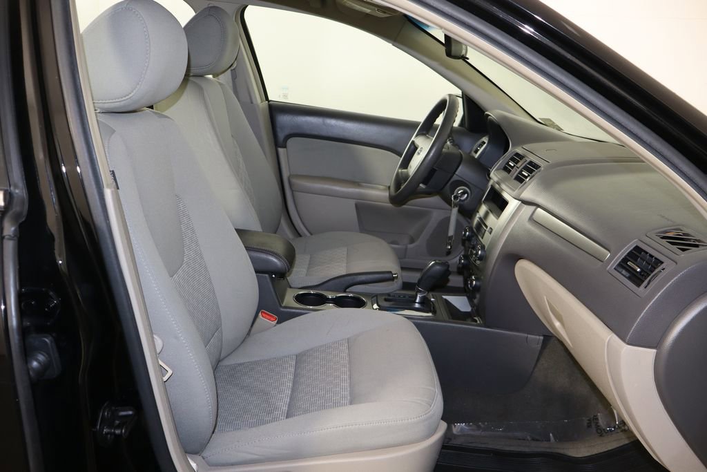 Used 2012 Ford Fusion SE image 18