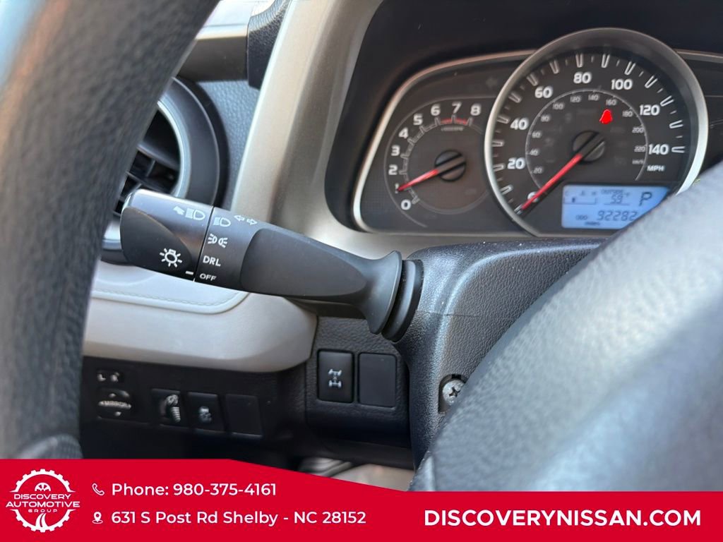 Used 2015 Toyota RAV4 LE image 22